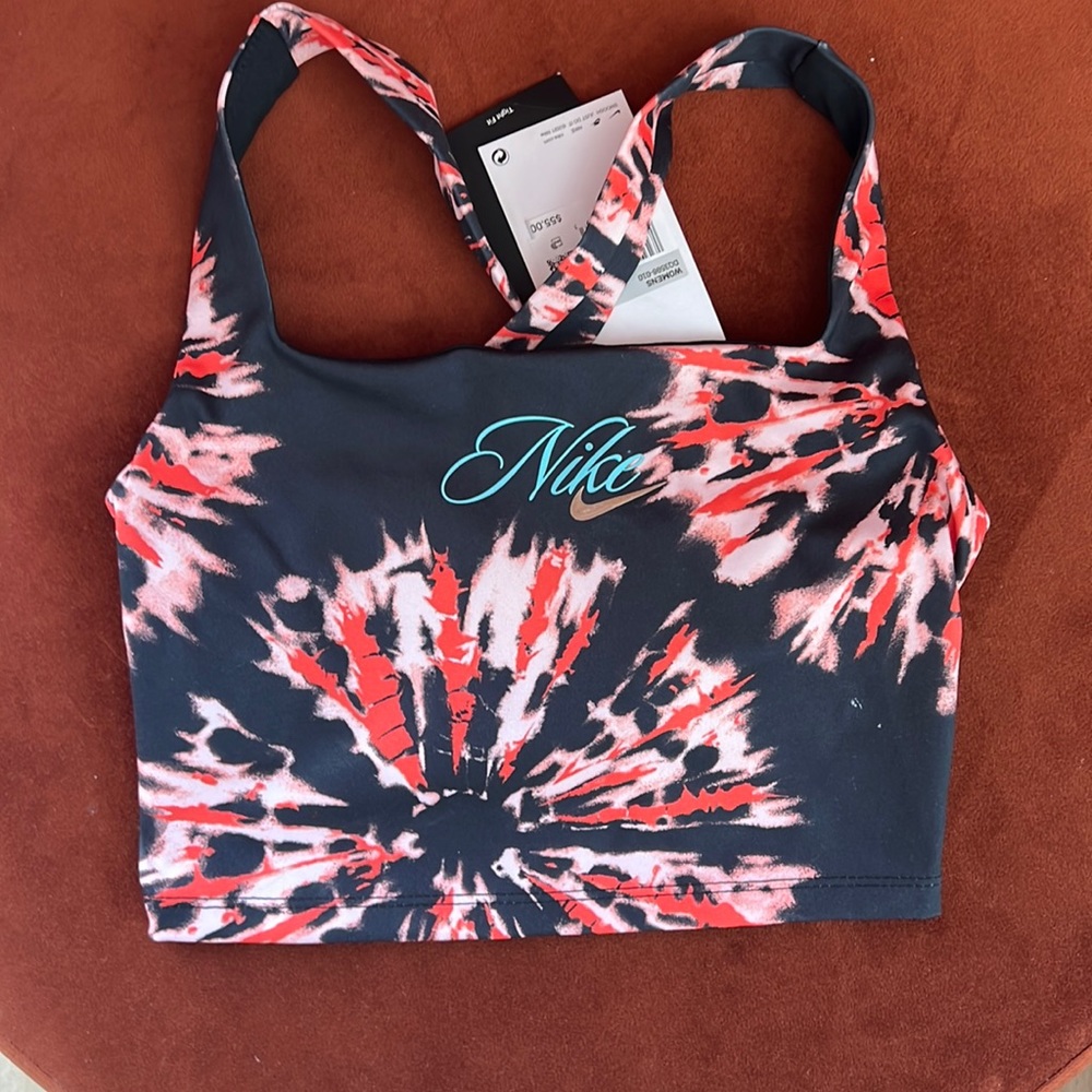 Brand New Nike Workout Crop Top